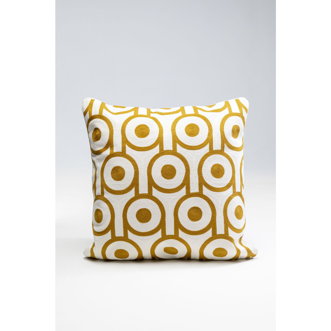 KARE-55507-1400x1400 Cushion Catena Circle 50x50cm - Image 1